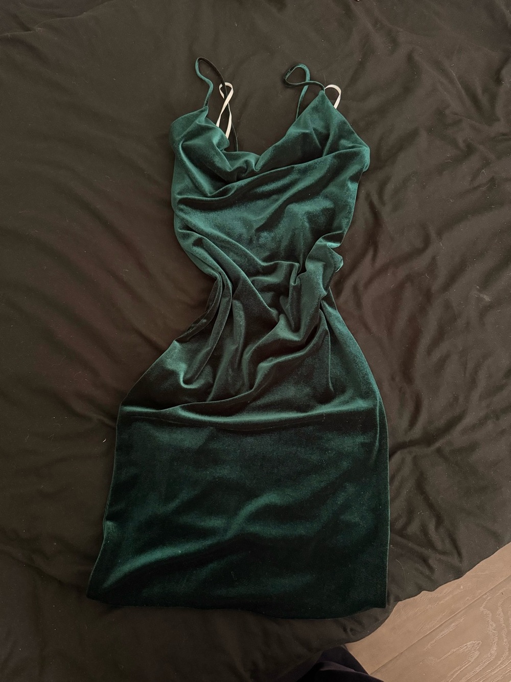 Lulu's Deep Emerald Velvet Midi Slip Dress